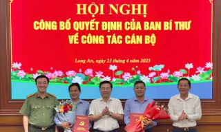 Bản tin 8H: Công bố quyết định của Ban Bí thư về công tác cán bộ