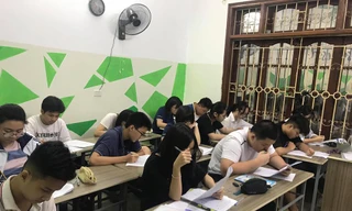 Trung tâm dạy thêm tăng vọt sau thông tư 29; Bộ GD&ĐT công bố nhiều điểm mới thi tốt nghiệp THPT 