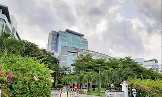 ĐH Tôn Đức Thắng nôn nóng công bố quốc tế: Bộ GD&ĐT yêu cầu ngừng ký hợp đồng với cán bộ '3 không'