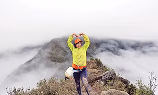 Khi 100 nhà báo tranh tài leo núi