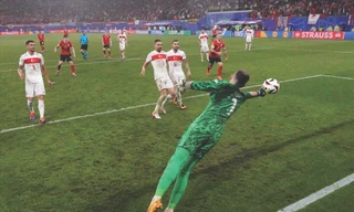 Khi giải đấu được cứu rỗi bởi những kẻ tầm thường 