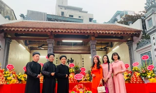 Lạ đời đồng loạt lên hàng bô lão ở tuổi 48 