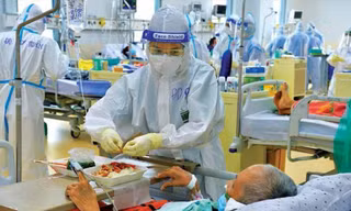 Người “ghi chép” đại dịch COVID-19 bằng hình ảnh 
