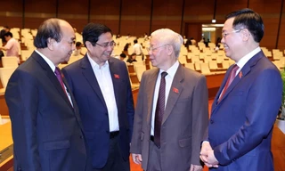 Tổng Bí thư Nguyễn Phú Trọng, Chủ tịch nước Nguyễn Xuân Phúc, Thủ tướng Phạm Minh Chính và Chủ tịch Quốc hội Vương Đình Huệ tại kỳ họp Quốc hội thứ 11 ảnh Như Ý 