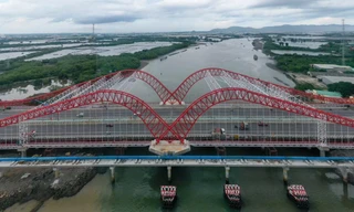 50 năm thống nhất đất nước: Cầu Cỏ May và trận đánh bi tráng 