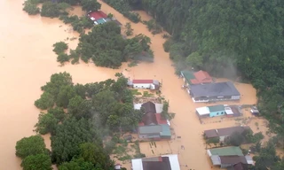 Vì sao thủy điện xả lũ khi dân đang ngủ? 