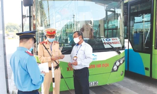 Giám sát, kiểm tra nâng cao chất lượng hoạt động xe buýt 