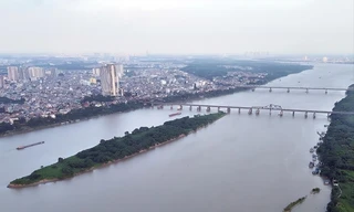 Biến bãi giữa sông Hồng thành công viên văn hóa: Còn nhiều vướng mắc 