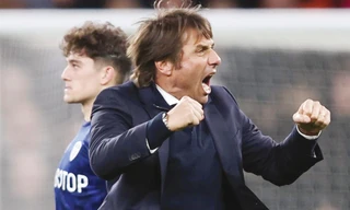 Bóng đá hiện đại và thời của những cỗ máy 