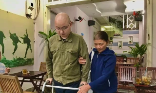 Chàng nhạc sĩ sáng tác bằng… một ngón tay 