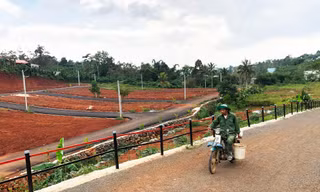 Tùy tiện phân lô mở đường, dựng trụ điện trên địa bàn TP Bảo Lộc 