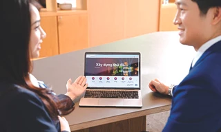 Khách hàng hưởng lợi từ dịch vụ điện trung áp bằng các hình thức trực tuyến 