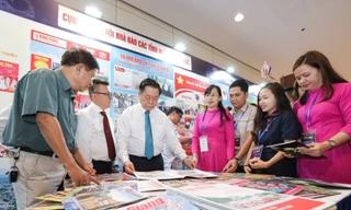 Sứ mệnh khai sáng và kết nối niềm tin 