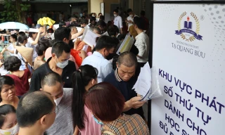 Hà Nội thiếu trường - lớp: Quá tải được báo trước 