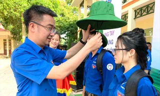 Sức trẻ 'đội nắng thắng mưa'