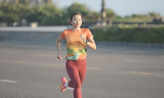Tiền Phong Marathon 2024: Nguyễn Thị Oanh gặp thách thức lớn 