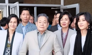 Chuyện về 10 gia tộc giàu nhất thế giới 