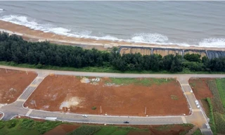 Bỏ cọc loạt lô đất 'vàng'ven biển Quảng Trị 