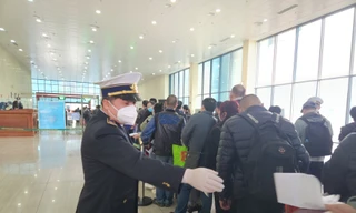 Ngày đầu mở cửa khẩu hoàn toàn với Trung Quốc: Sôi động giao thương, đi lại 