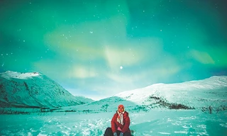 Bỏ lại cuộc đời nhạt nhẽo sau lưng 