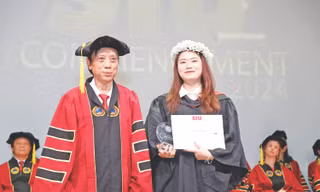 Những thủ khoa đặc biệt
