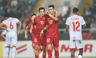 Quả bóng Vàng 2022 gọi tên Tiến Linh hay Văn Quyết? 