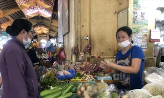 Giá nhiều mặt hàng giảm… nhỏ giọt 