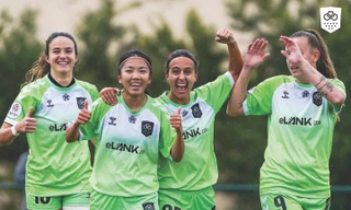 Cầu thủ Huỳnh Như: 'Tôi tự hào là người Việt Nam!' 