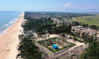 Tháp Chăm chìm sâu dưới cồn cát xác lập kỷ lục thế giới 