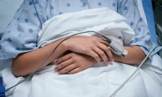 Bệnh viêm gan bí ẩn: Mỹ, Indonesia nghiên cứu các ca tử vong 