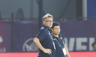 Ai thay ông Troussier? 