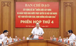 'Nhốt' quyền lực vào 'lồng cơ chế' 