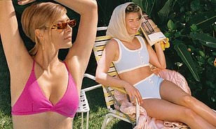 'Búp bê Nga' Maria Sharapova khoe sắc vóc tươi trẻ đầy cuốn hút với bikini