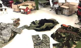 Livestream quảng cáo áo lính nước ngoài, một cửa hàng bị công an ‘sờ gáy’ 