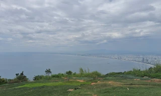 Tạm dừng hoạt động dịch vụ dù lượn sau vụ du khách rơi tử vong ở Sơn Trà