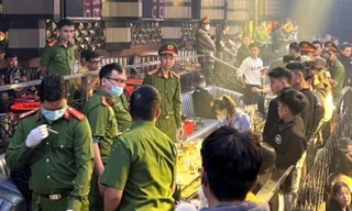 'Đột kích' vũ trường ở Đà Nẵng lúc nửa đêm phát hiện hơn 60 thanh niên phê ma túy