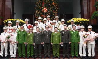 Tinh gọn bộ máy, 15 chỉ huy cấp phòng Công an Đà Nẵng nghỉ hưu trước tuổi