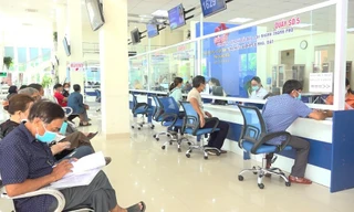 Do khối lượng công việc nhiều, các cấp sở ngành và đơn vị trực thuộc UBND tỉnh Quảng Ngãi phải tăng thêm ngày làm việc trong tuần.