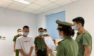 Người nước ngoài nhập cảnh núp bóng “chuyên gia”: Phát hiện dấu hiệu liên quan cá độ