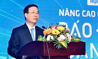 Thường trực Ban Bí thư: Hệ thống báo Đảng không vì là cơ quan cấp trên mà tô hồng quá mức