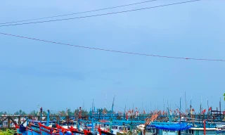 Bão số 3 đến gần, Quảng Ngãi còn gần 600 tàu cá và 5.450 ngư dân trên biển