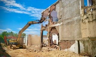 Người dân Quảng Ngãi tự nguyện tháo dỡ nhà, giao mặt bằng thi công cao tốc Bắc Nam