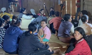 Đi nhặt củi, một học sinh lớp 8 bị đá rơi trúng đầu tử vong