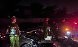 Cảnh sát bắn chỉ thiên 10 phát súng AK để trấn áp nhóm đối tượng trên đường phố Đà Nẵng