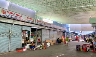 Chưa bao giờ dịp cận Tết mà chợ vắng khách như hiện nay