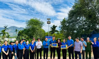 Tuổi trẻ Quảng Ngãi hướng về miền núi, hải đảo