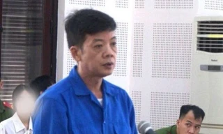 Điều khiển xe rác cán đi cán lại nữ sinh, tài xế lĩnh án 20 năm tù 