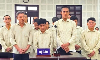 12 năm tù cho giám đốc cầm đầu đường dây sản xuất, mua bán sách giáo khoa giả