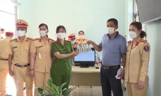 Hai đầu số – Một tỉnh mới: Biển 76 và 82 cùng song hành trên đường Quảng Ngãi