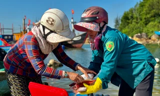 Quảng Ngãi: Bình minh ở làng chài Sơn Trà